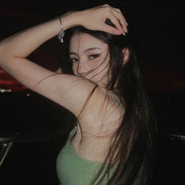 沉默不语的顾小姐